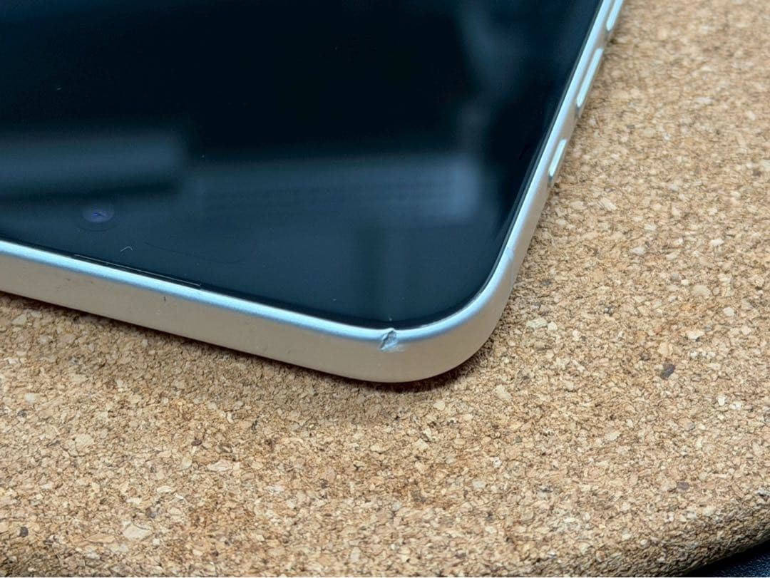 【ジャンク・パーツ取り用】iPhone16 ホワイト