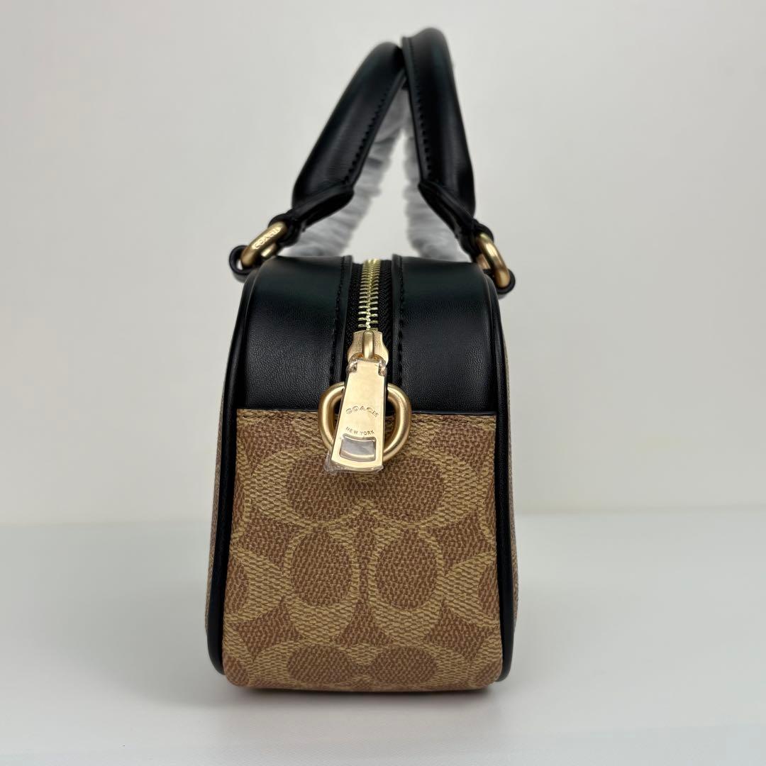 【COACH】 タグ有り サッチェル クロスボディ バッグ シグネチャー