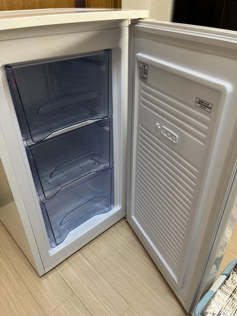 アイリスオーヤマ 冷凍庫 60L IUSD-6A-W 2020年製