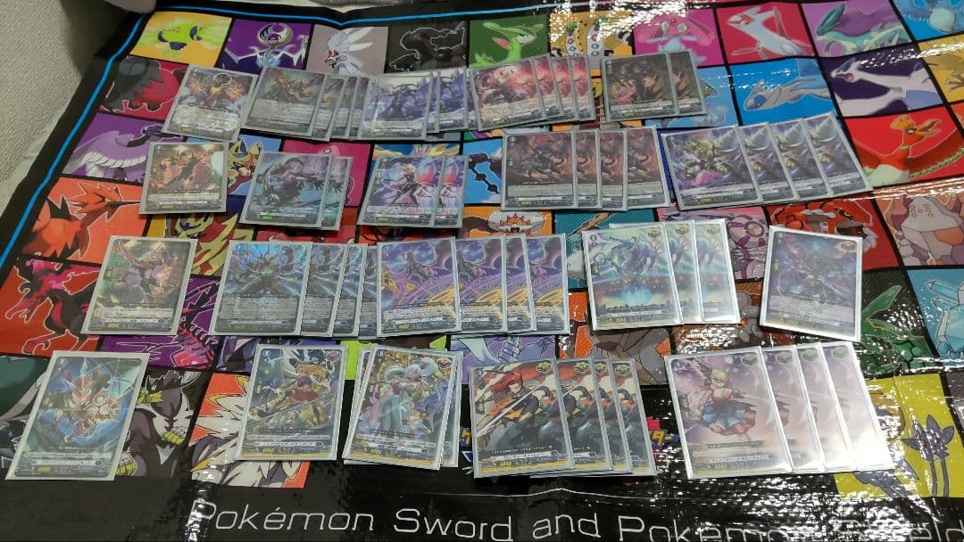 カードファイト!! ヴァンガード　ファヴルニール　デッキ　効果トリガーあり