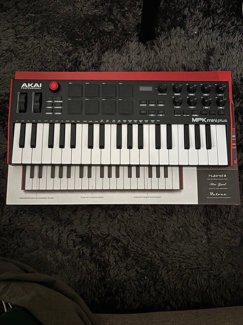 AKAI MPK mini plus 37鍵 MIDIキーボード