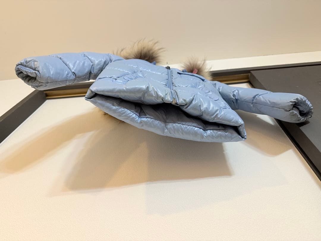 【美品】モンクレール　ファー付きダウン2Y (90-100cm)ライトブルー
