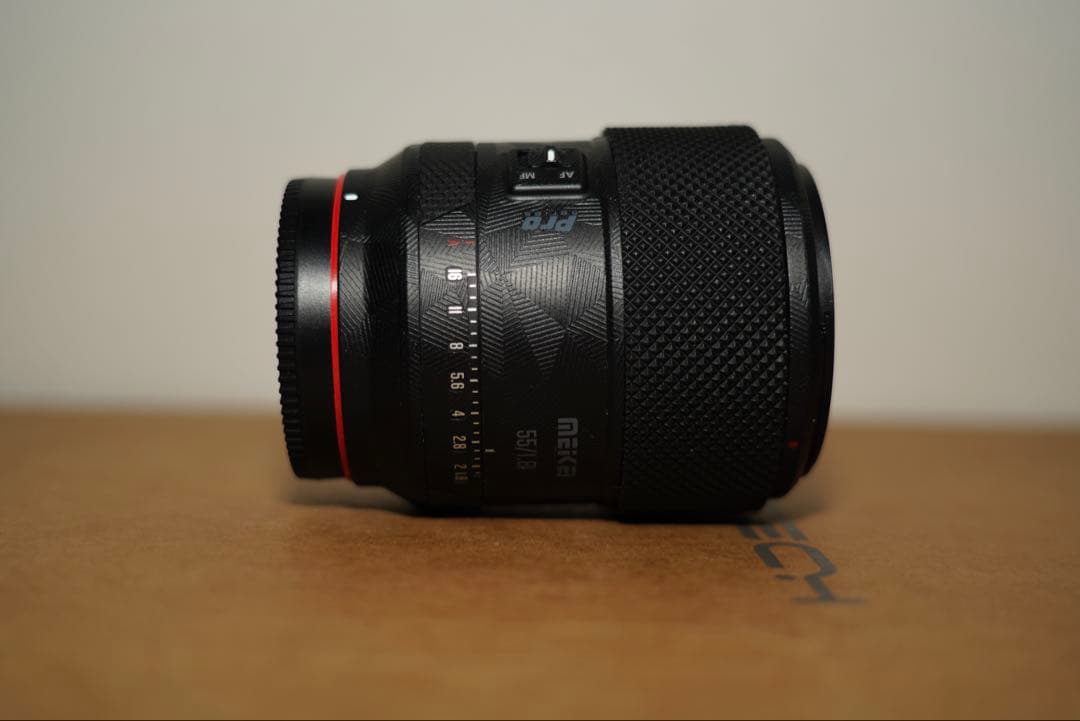 Meike（美科）55mm F1.8 フルサイズ対応　Sony Eマウント