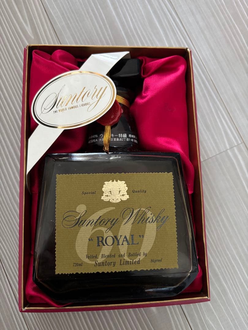 Suntory  whisky サントリー　ウイスキー