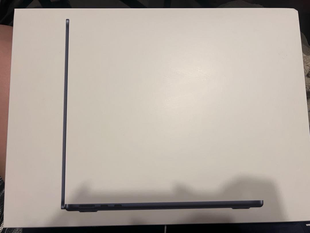 MacBook本体 MacBookAir M2, 2022 8GB 512GB