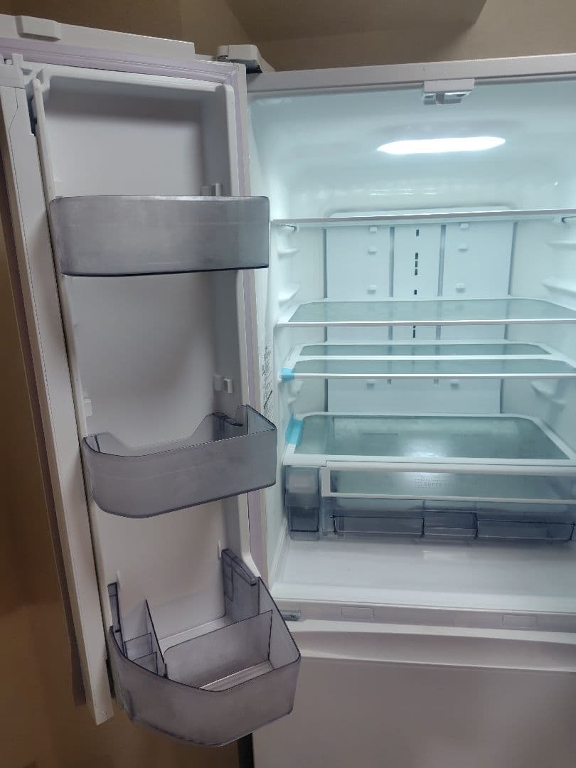 【美品】TOSHIBA GR-T460FK (EW)冷蔵庫 462L 両開き 白