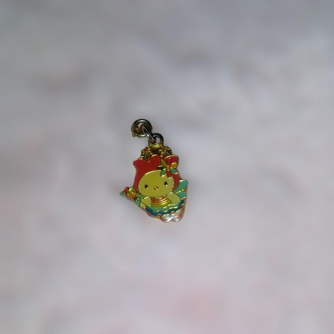 ハローキティ2001年超レアフラワー妖精エンジェルペンダントトップ