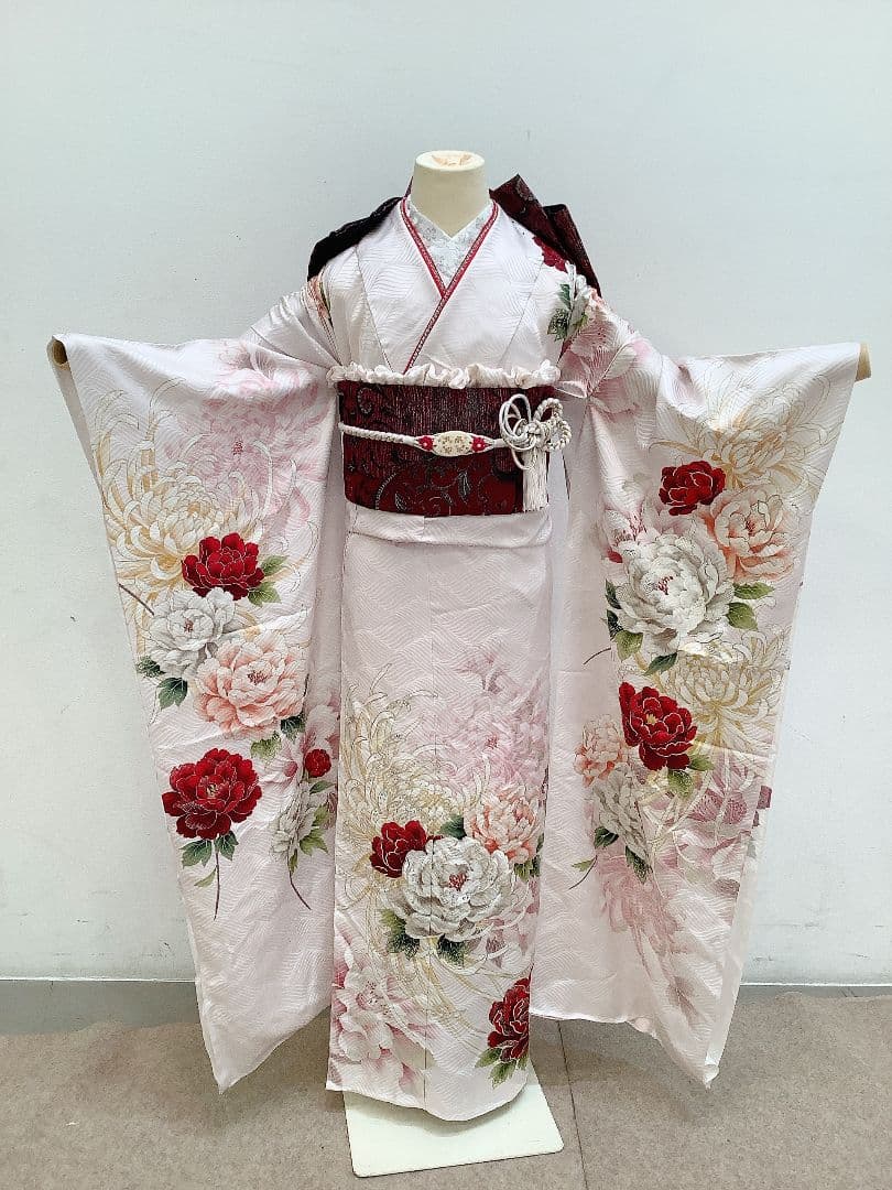 うすピンクの可愛らしい牡丹の振袖フルセット
