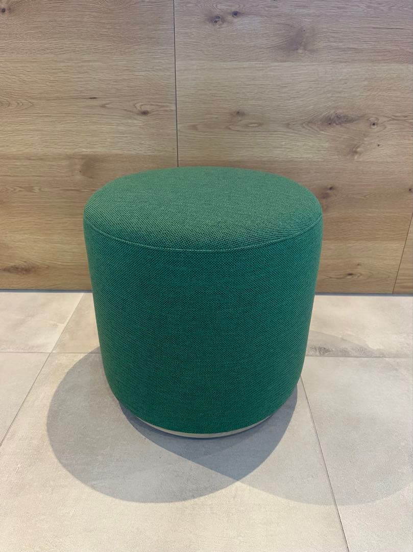 カリモク　ニュースタンダード エレファントプーフ タスク