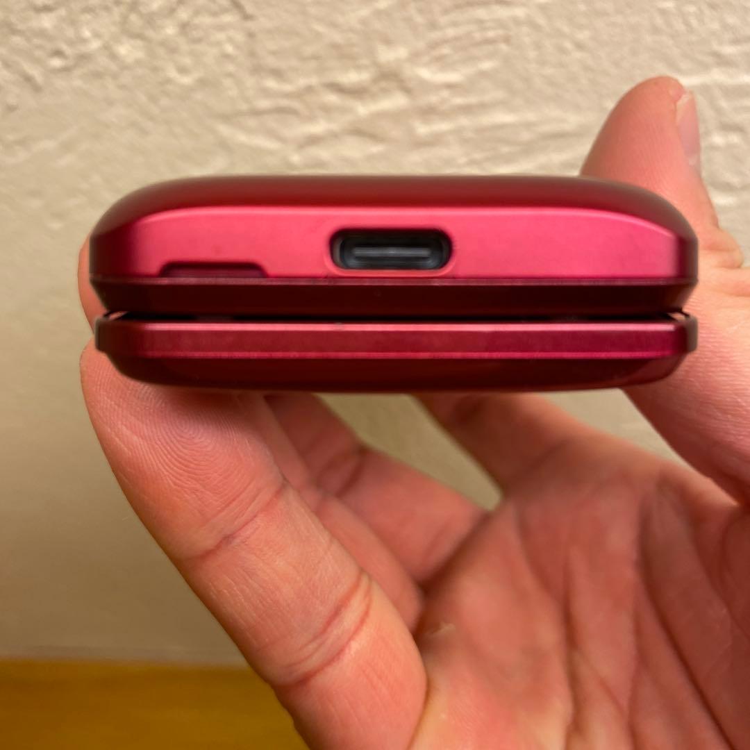 ガラケー　京セラ　KYF41 ワインレッド　SIMロック解除済　ほぼ未使用