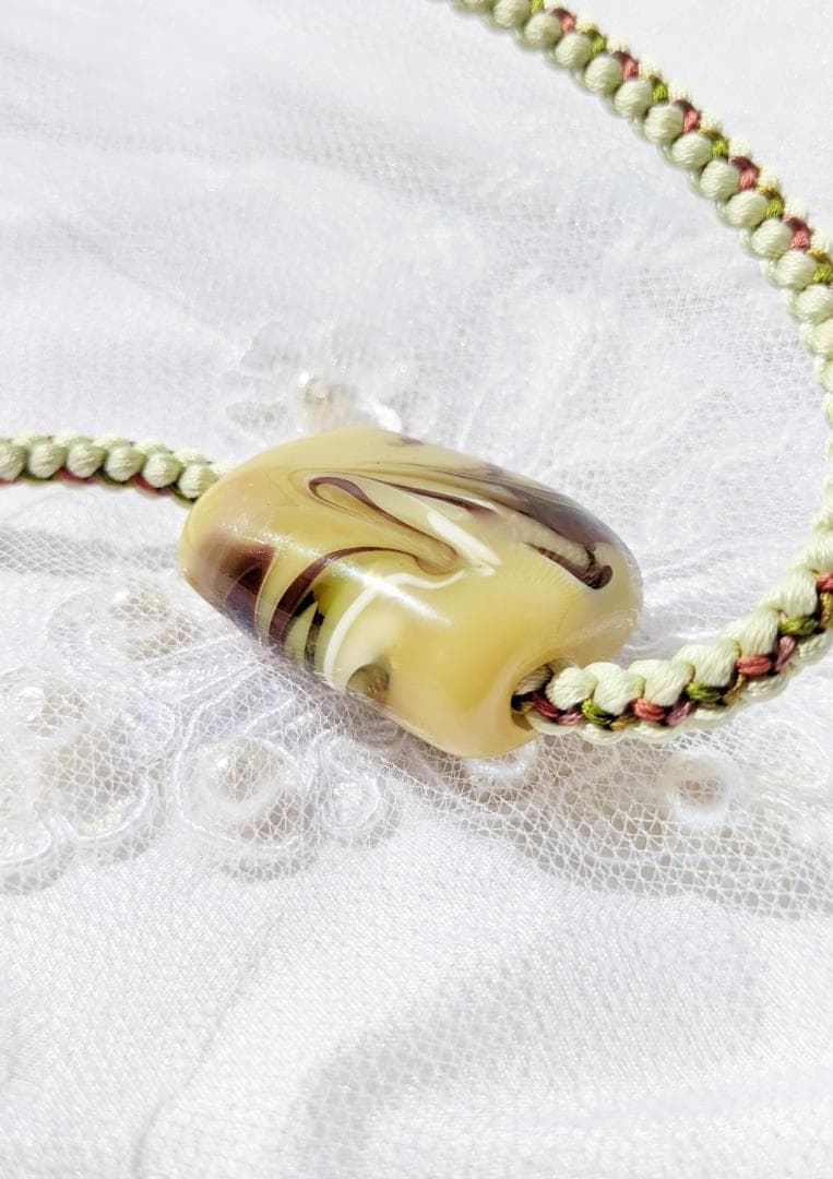 吉田正子トンボ玉（貳拾參）　「江戸組み紐」ネックレス　ガラス玉に込めた日本画