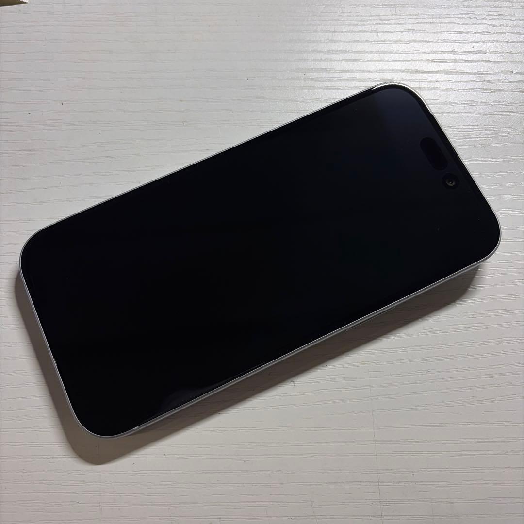 iPhone15 128GB ブルー SIMフリー 極美品