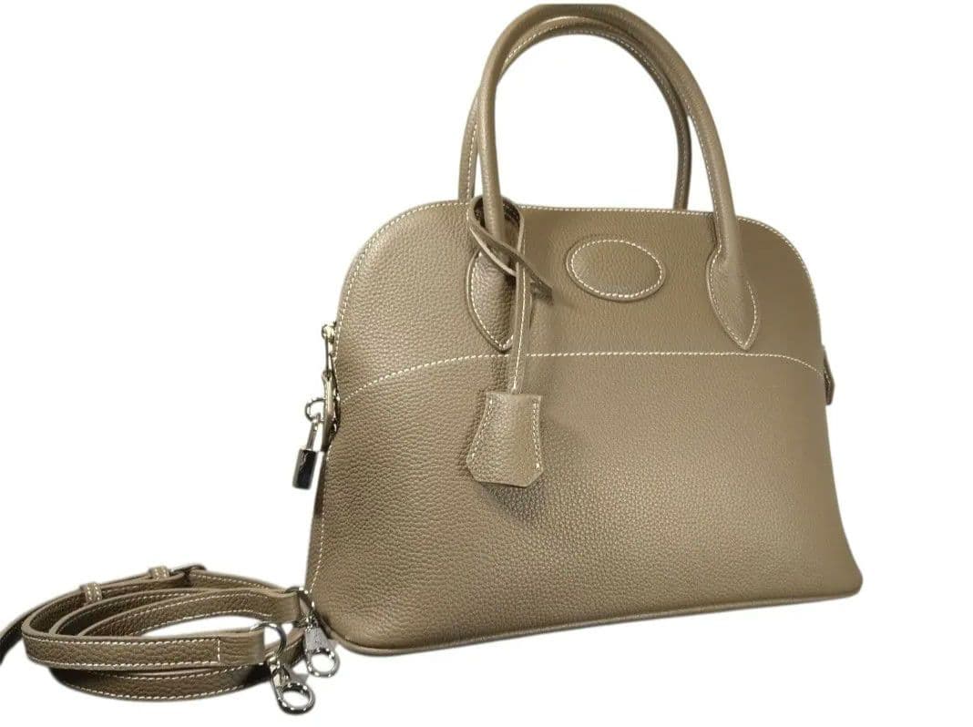 本革　ブガッティハンドバッグショルダーバッグ牛革