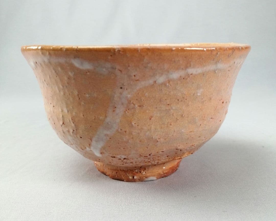 【茶事具】熊川形萩焼茶碗　茶碗A695