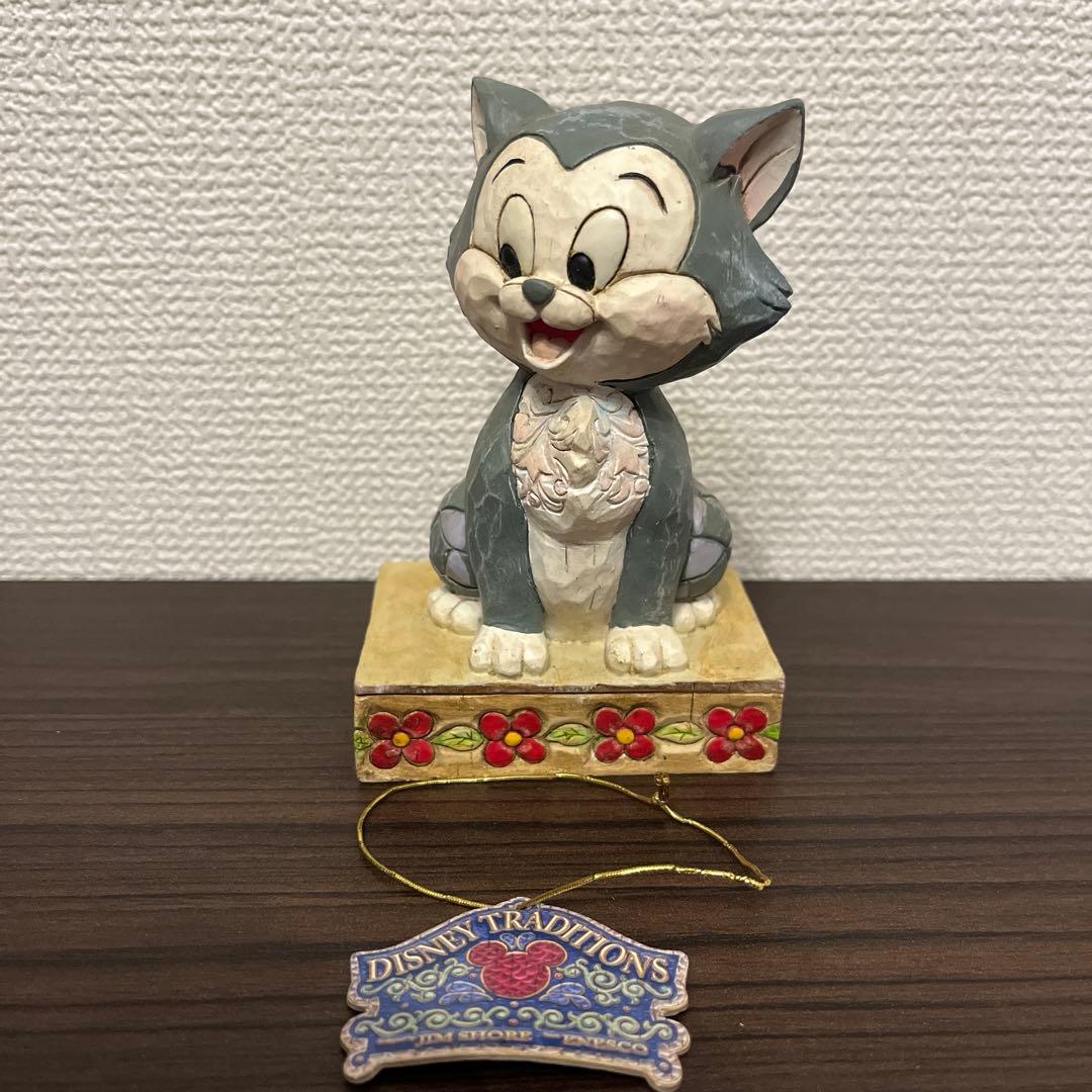 ディズニー トラディション　フィギュア　置き物　フィガロ　ピノキオ