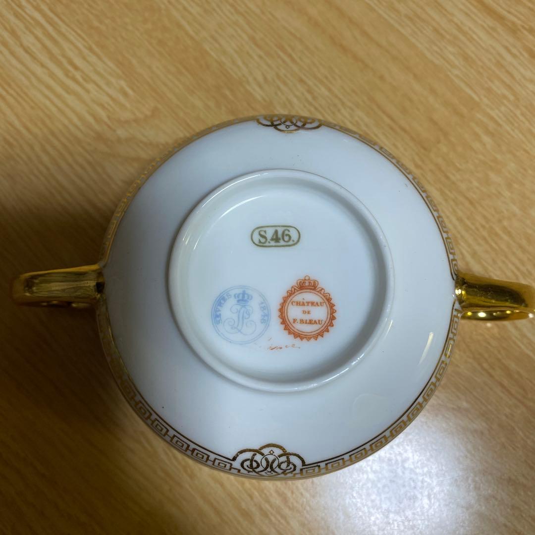 セーブル スープカップとソーサー