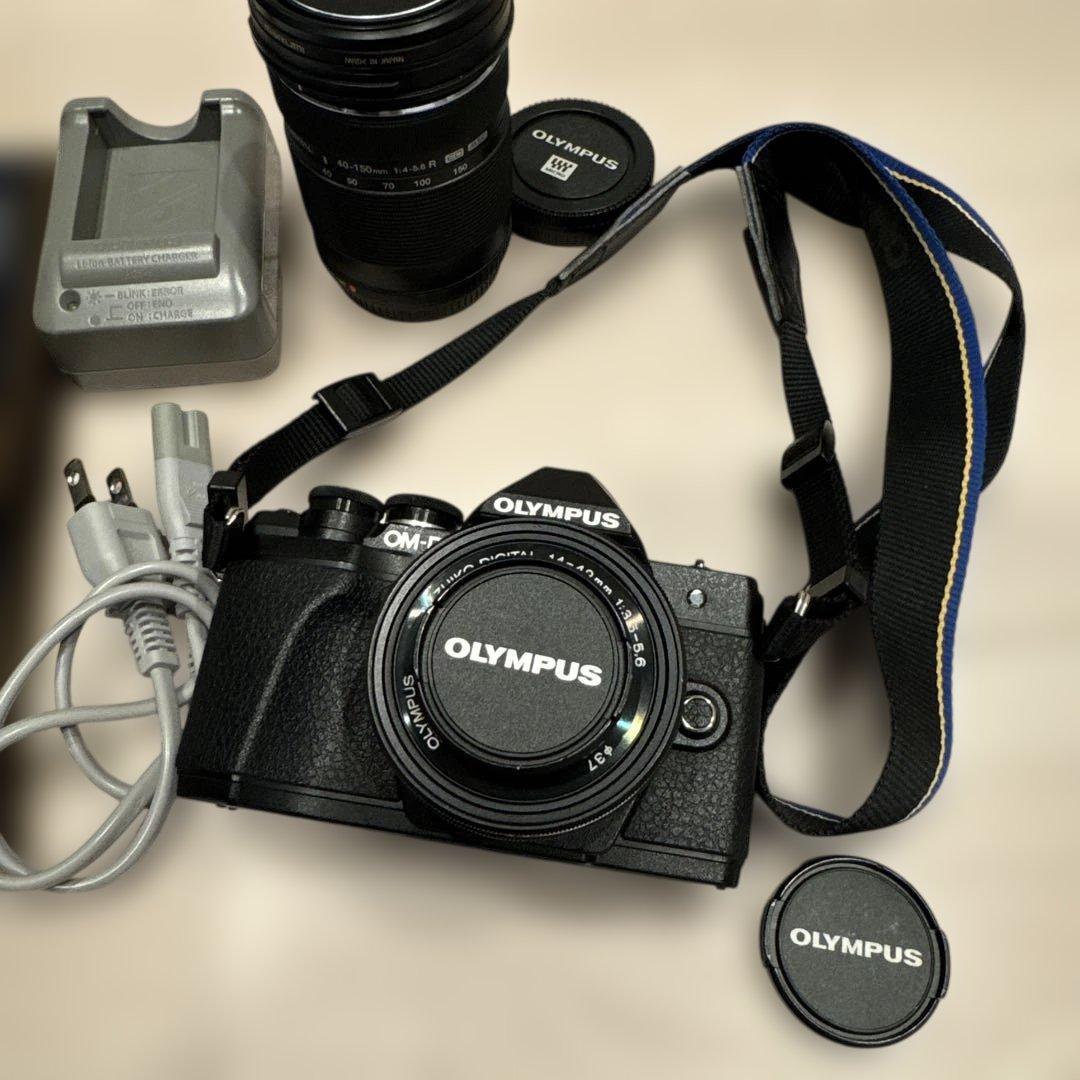 ♡OLYMPUS E-M10 MarkIII♡デジタルカメラ