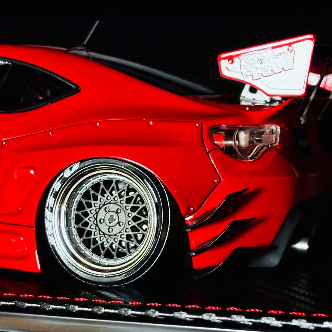 1/18 イグニッションモデル トヨタ 86 (ZN6) パンデム V3