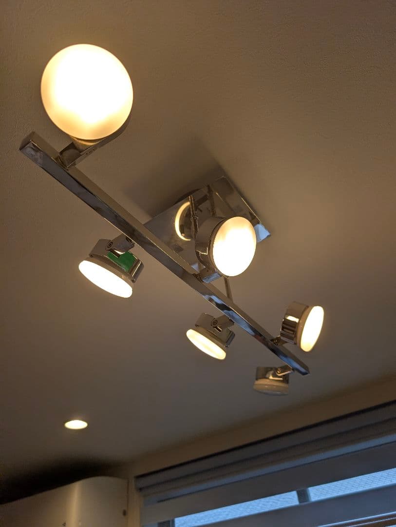 大塚家具　リビング　シャンデリア　スポットライト　６灯　廃盤　ステンレス　居間