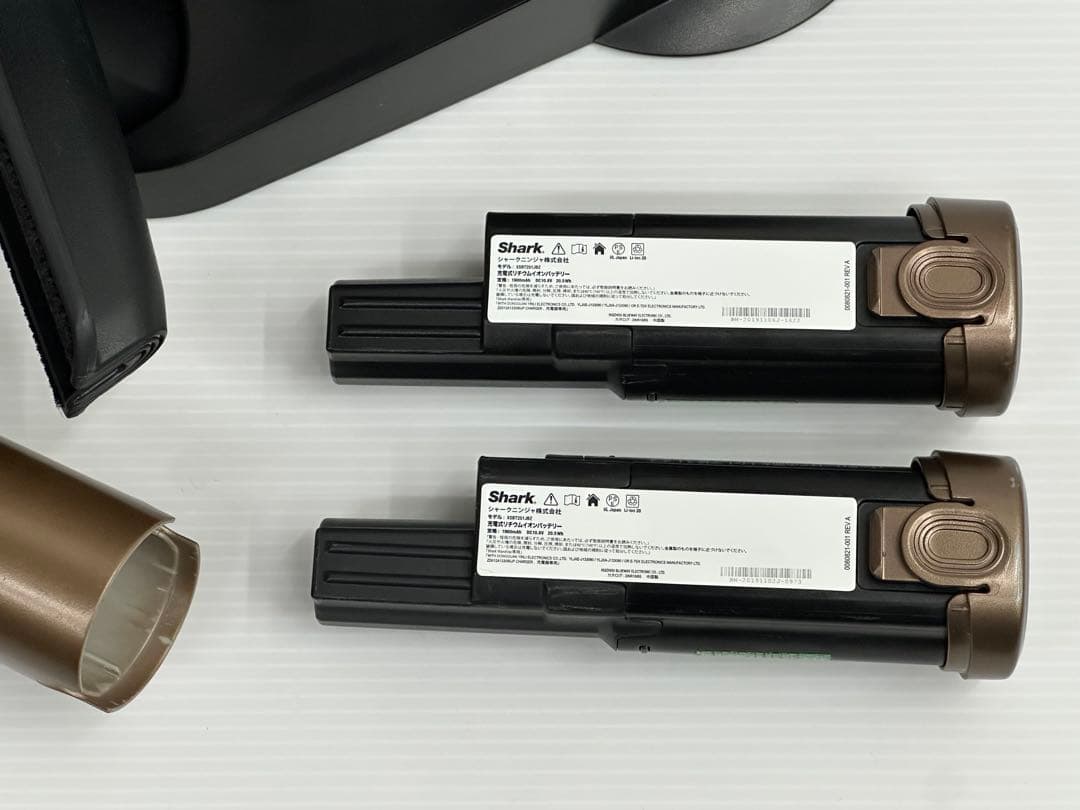 動作保証品　VW251JBZ 中古　格安　シャーク　卓上　ミニ　掃除機　付属品有