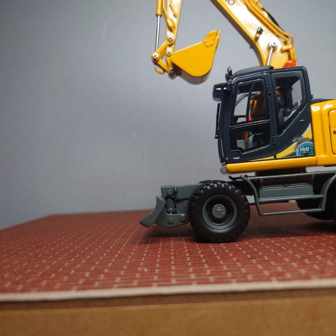 KOBELCO ED160W ホイール式ショベル(1/50)カスタム SK135
