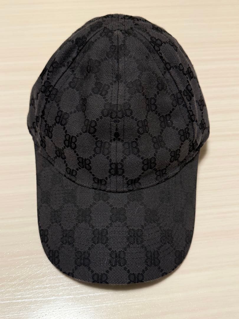 b*a様 希少モデルBALENCIAGA キャップ