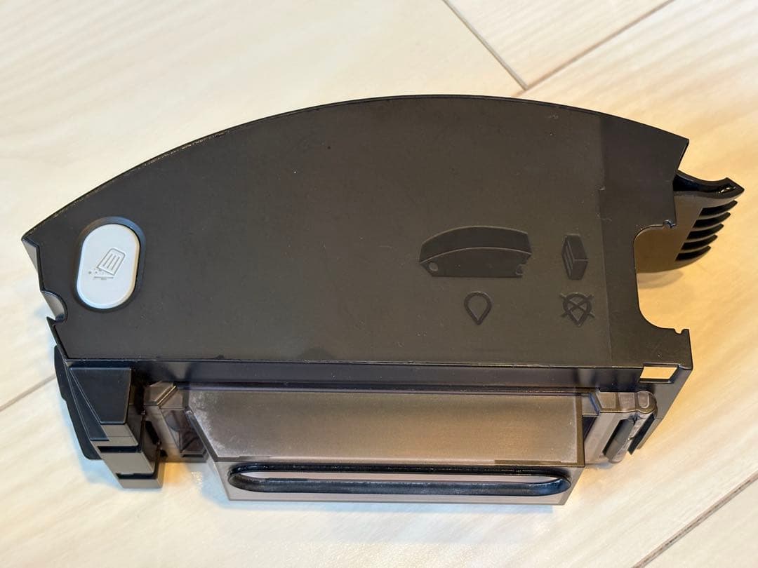 【動作良好】ルンバ j7 ロボット掃除機 本体 おまけ消耗品付き