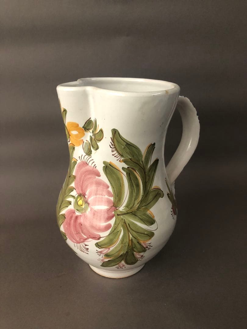 スペイン陶器　花柄のマニセス焼　水差し　ピッチャー