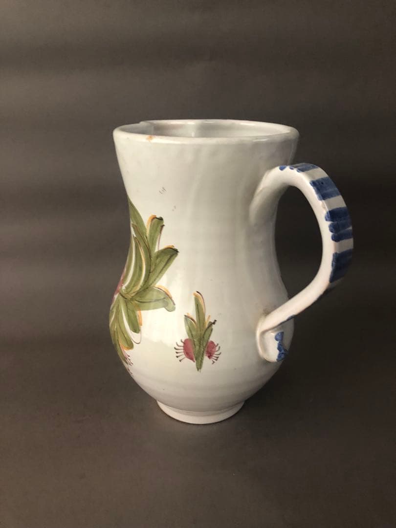 スペイン陶器　花柄のマニセス焼　水差し　ピッチャー