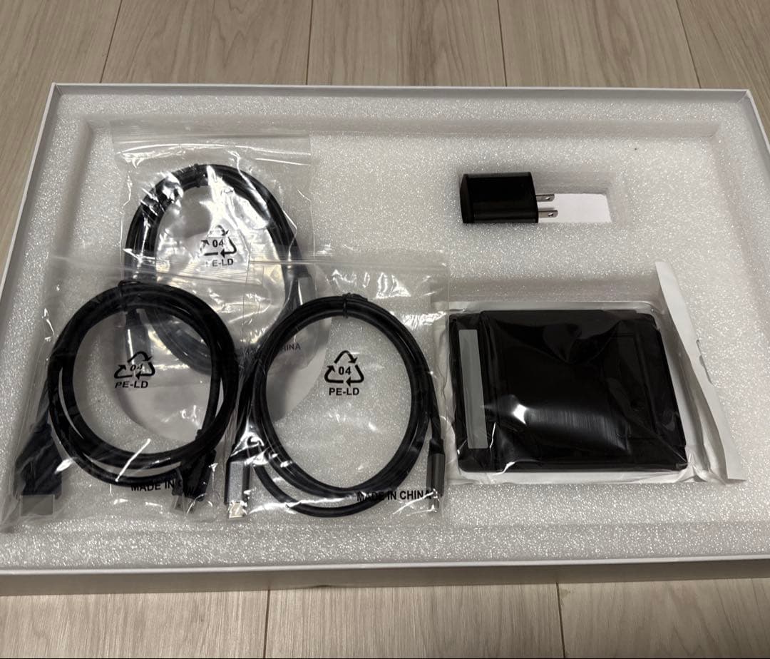 【マキマキ】2K モバイルモニター 18インチ 144Hz 1m/s