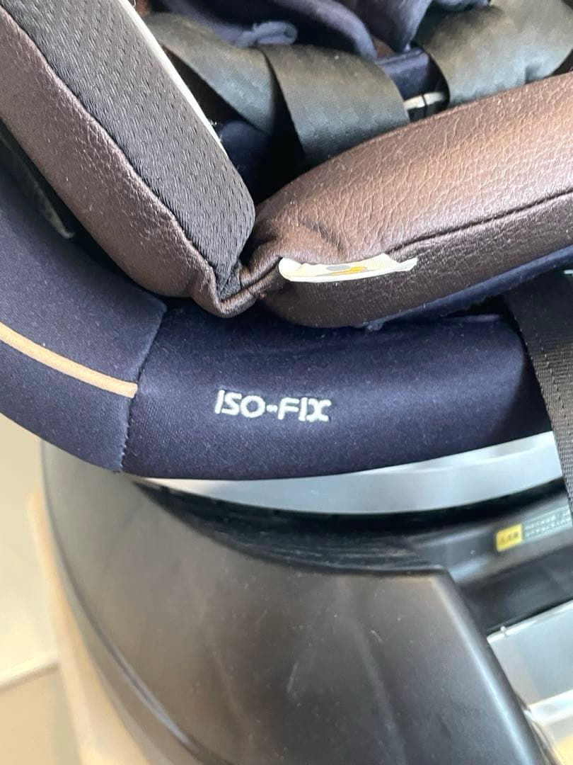 美品★コンビ★クルムーヴスマートisofix★エッグショックJG-600