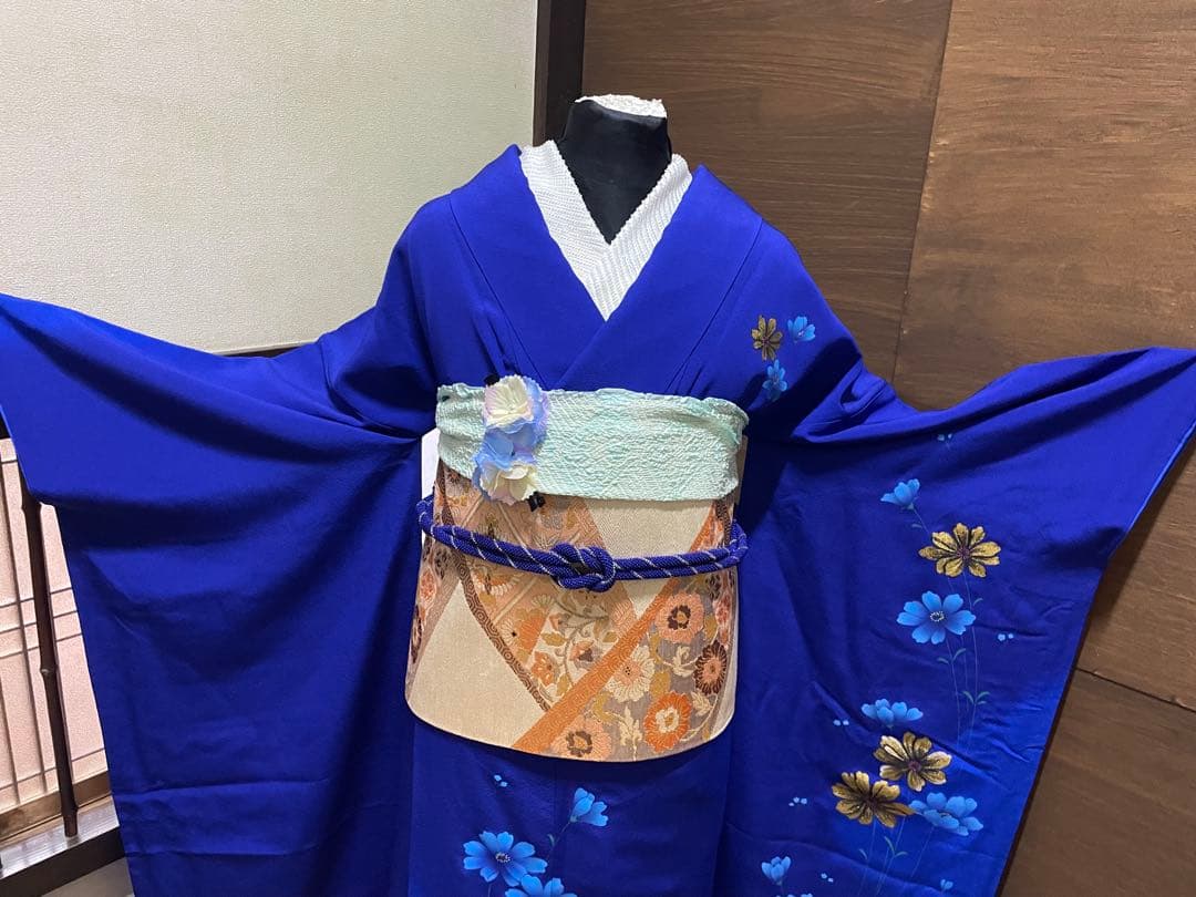 振袖 フルセット6点サイズM〜Ｌ草花文　銀駒彩　正絹