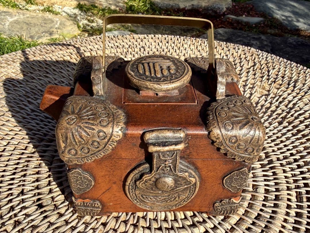 アンティーク　素敵な木製ボックス 中国茶　急須　Yixing Zisha