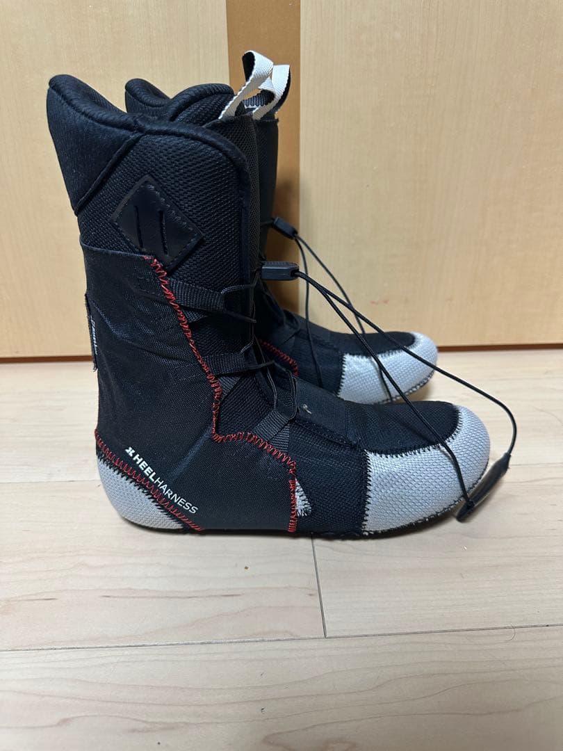 【値下げ週末限定】deeluxe ARETHRIN 26.5 ステージ4