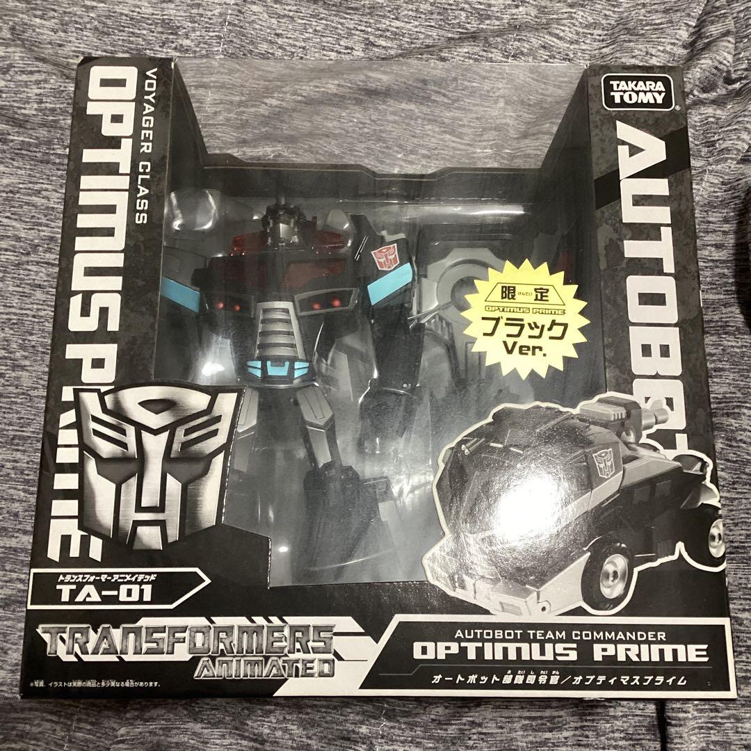 トランスフォーマー　アニメイテッド　オプティマスプライムブラックVER