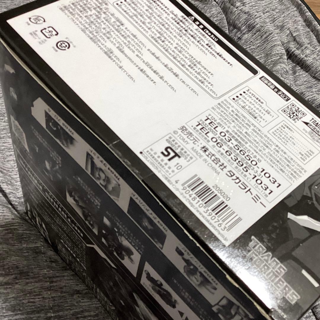 トランスフォーマー　アニメイテッド　オプティマスプライムブラックVER