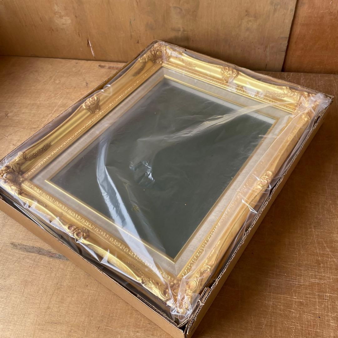 未使用　油彩額縁　フレーム　油絵用　F6号　アンティーク　ゴールド