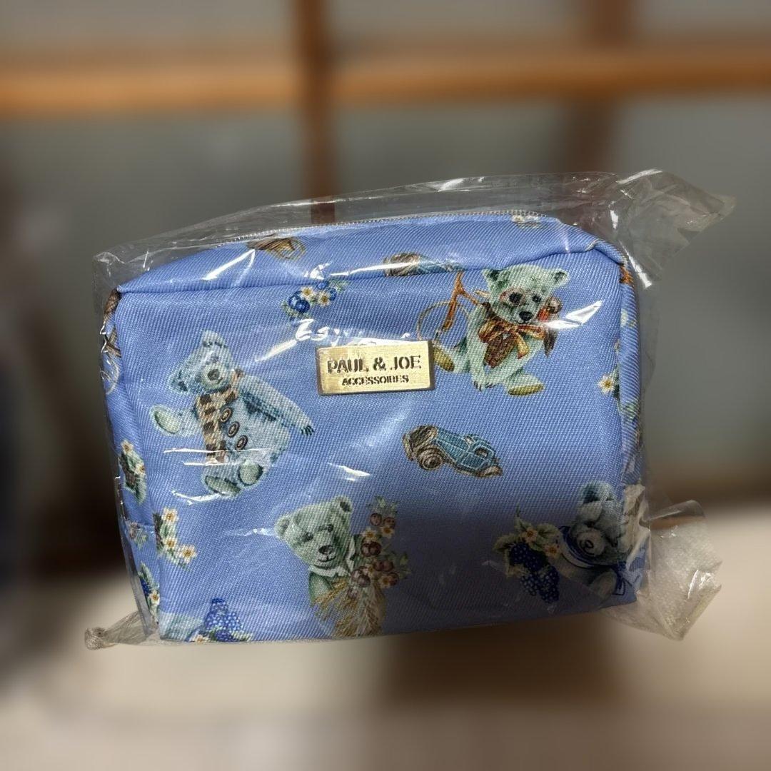 ポール＆ジョー テディベア柄ポーチ　コードレスミニストレートヘアアイロン