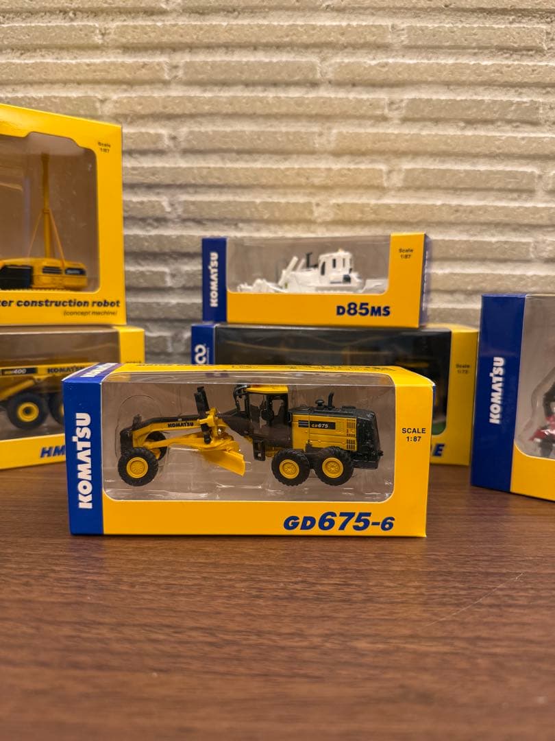 【非売品】KOMATSU　オリジナルミニチュア6点セット　株主優待