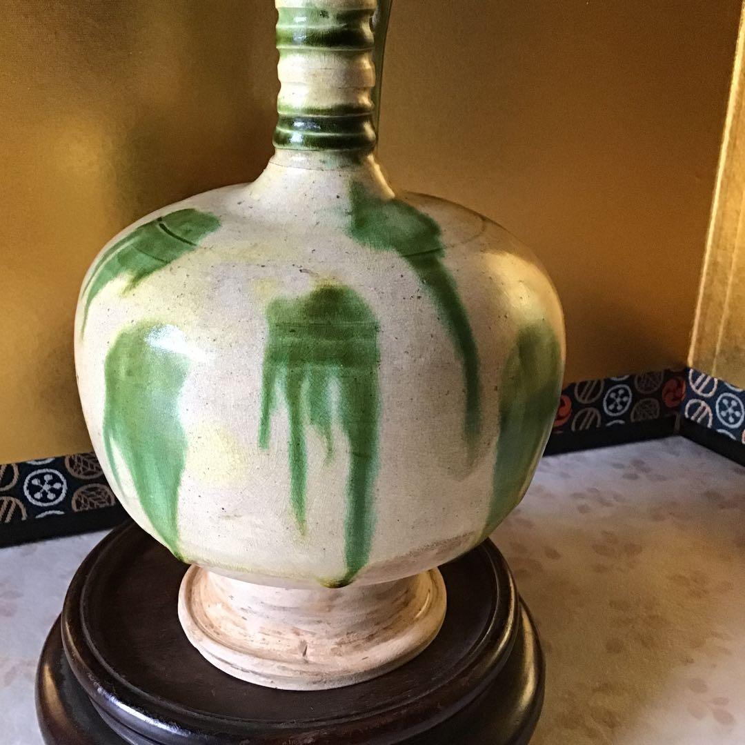 時代　唐綠黄秞竜耳瓶　中国