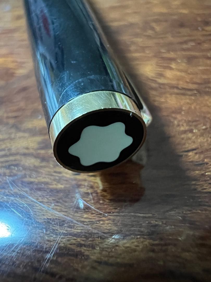 モンブラン 万年筆 黒 750ゴールド美品