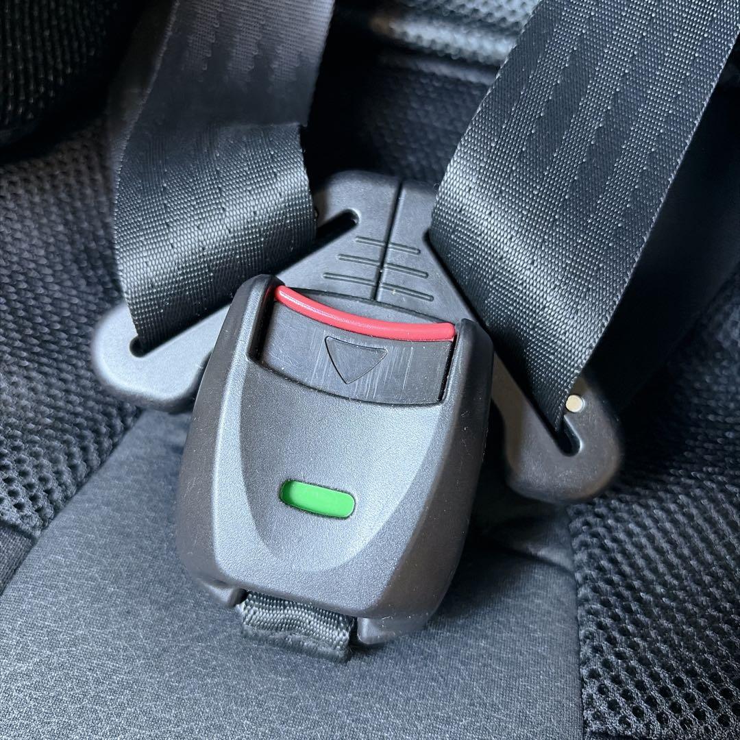 【美品】 Combi ジュニアシート ジョイトリップ エッグショック ブラック