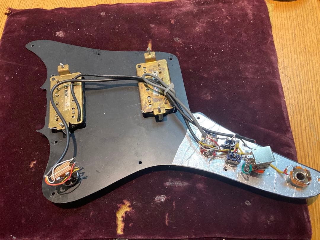 ☆新年値下☆美品珍品☆杢目奇麗Grassroots製ジャズマスターに新機能搭載