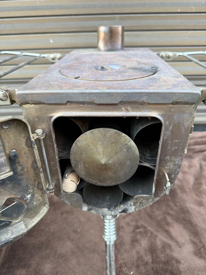 AR　テンマクデザイン　ウッドストーブ　サイドビュー　Mサイズ