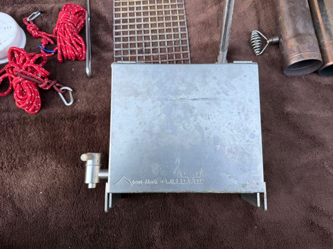 AR　テンマクデザイン　ウッドストーブ　サイドビュー　Mサイズ