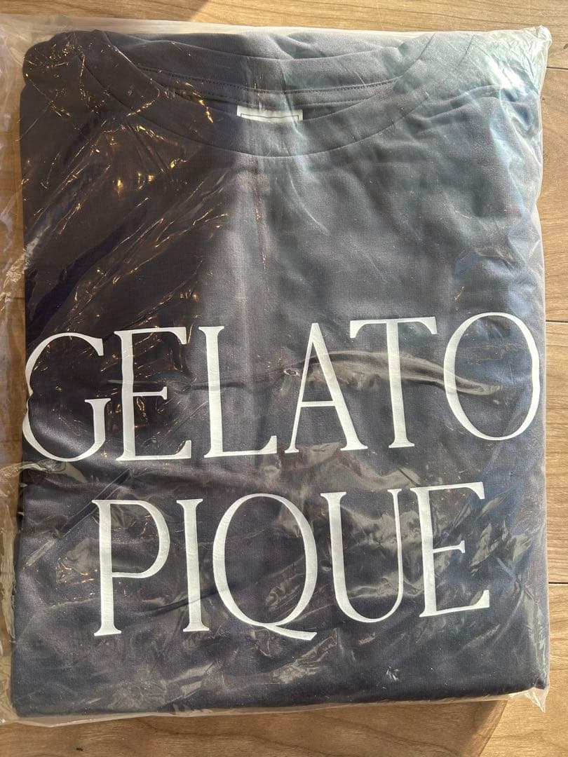 GELATO PIQUE ダークグレー 2025年　福袋　上下3セット