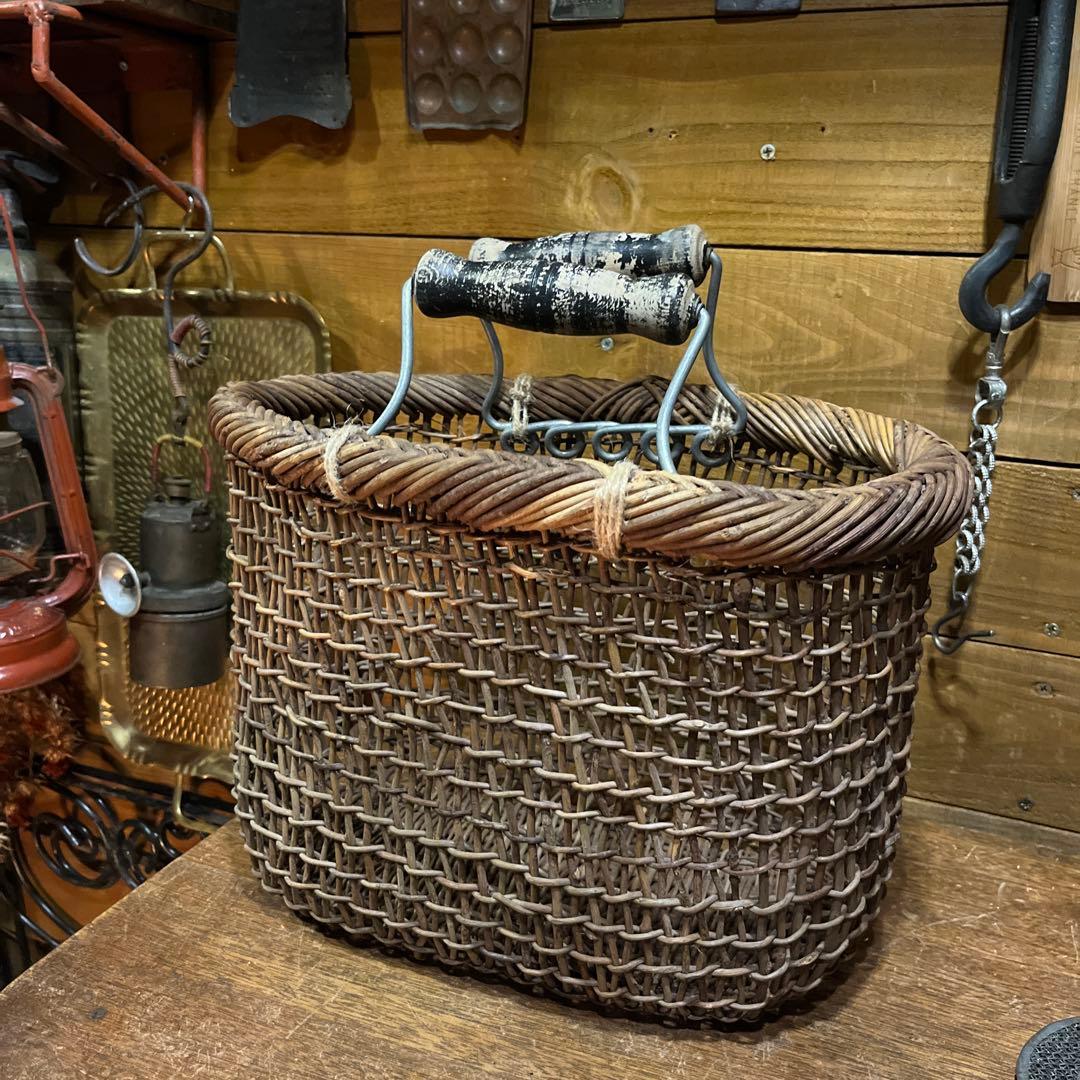 ヴィンテージ　アケビ籠