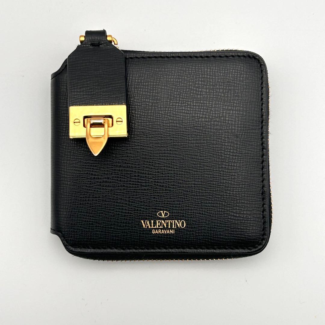 ✨極美品✨ VALENTINO ヴァレンティノ 二つ折り財布 高級 希少性大✨