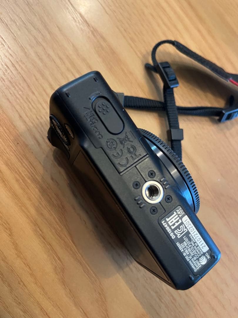 【美品】EOS M2 ダブルズームキット　EF-Mレンズ付　付属品全てあり