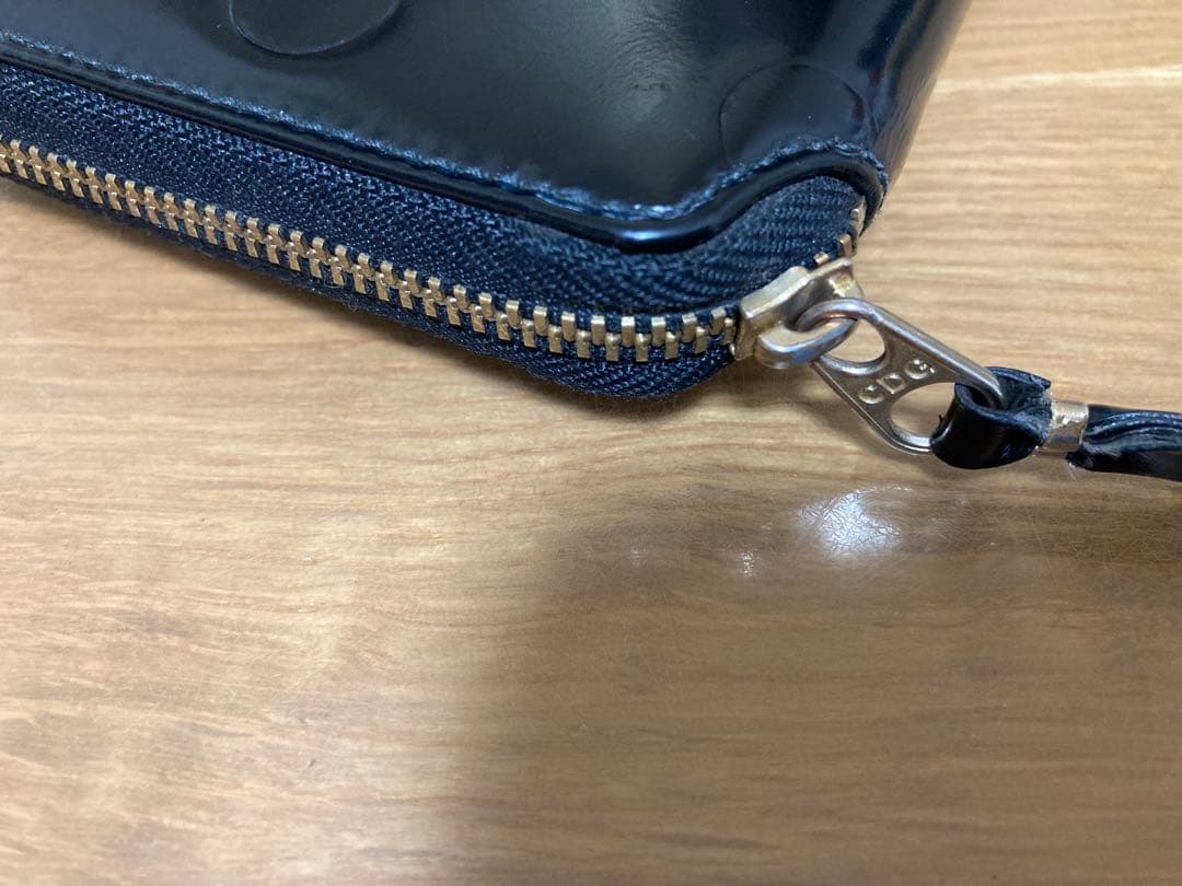 コムデギャルソン　ドット　二つ折りラウンドファスナー折ザイフ